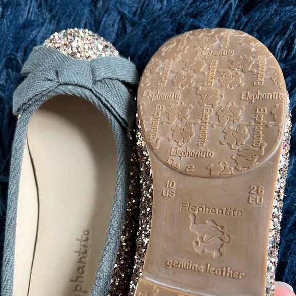 NWT Elephantito girls gold sequin shoes. - Picture 3 of 6
